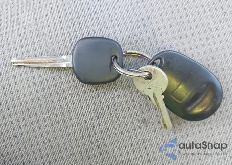 2004 Toyota Sienna Ce/Le из США, поврежденный, VIN 5TDZA23C34S123056